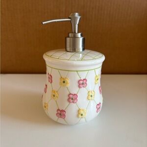 Longaberger Hand Painted Pottery Dogwood Soap Dispenser New In Box